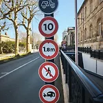 Duplex-terrasse-parking Gratuit-climatisation * Bordeaux
