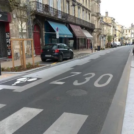 Duplex-terrasse-parking-climatisation *