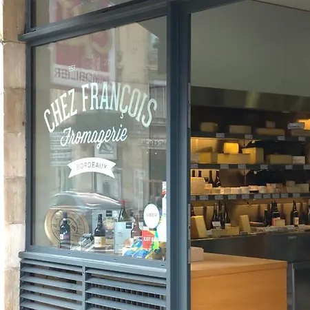 Appartement Duplex-terrasse-parking-climatisation *