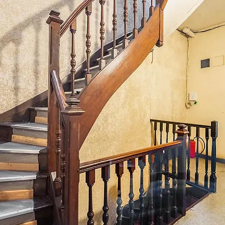 Duplex-terrasse-parking-climatisation Apartment *