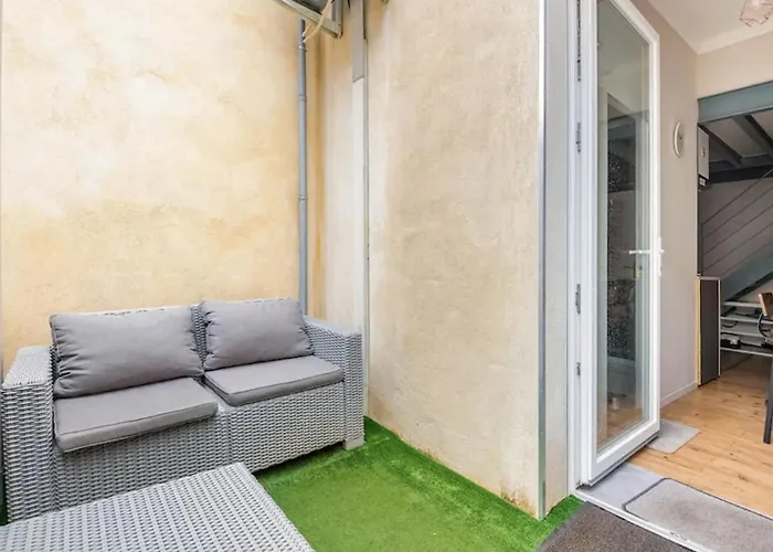 Duplex-terrasse-parking Gratuit-climatisation Lejlighed