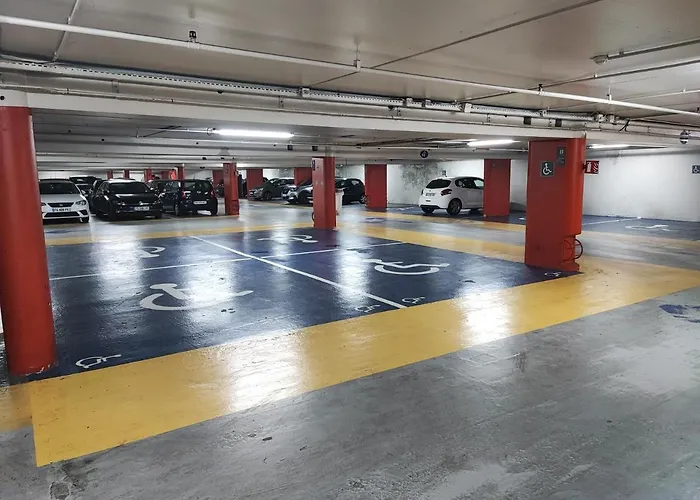 דירה Duplex-terrasse-parking Gratuit-climatisation בורדו