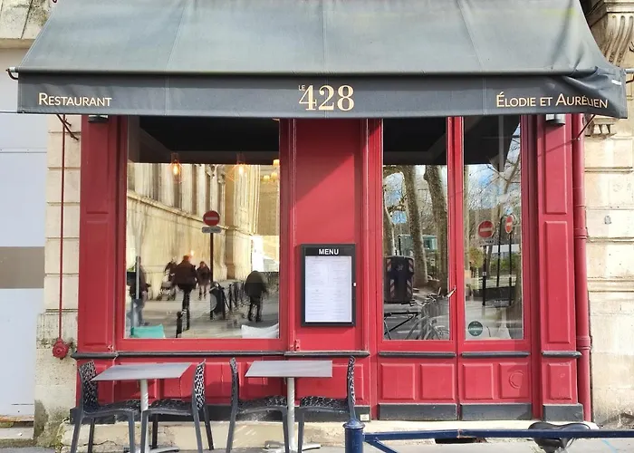 Duplex-terrasse-parking Gratuit-climatisation