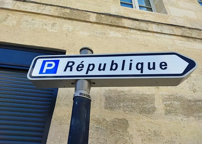 Duplex-terrasse-parking Gratuit-climatisation Lejlighed Bordeaux