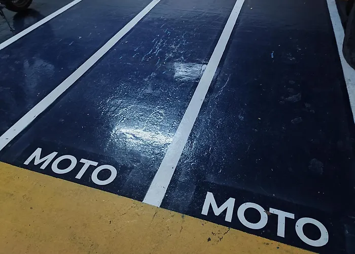 Duplex-terrasse-parking Gratuit-climatisation Appartamento