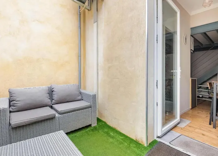 Apartament Duplex-terrasse-parking-climatisation Bordeaux