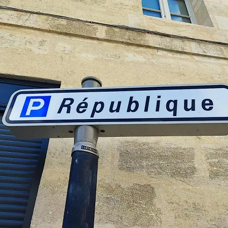 Duplex-terrasse-parking-climatisation 公寓 波尔多