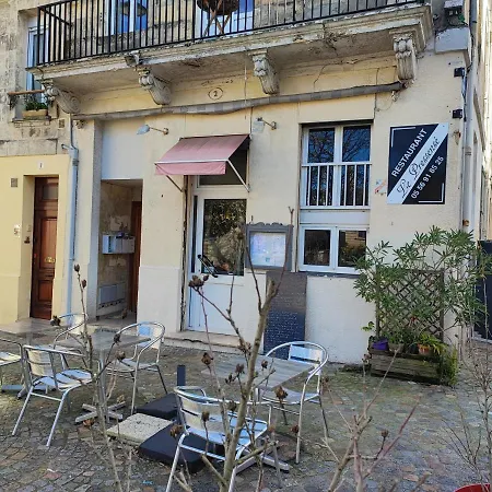 Duplex-terrasse-parking-climatisation 公寓